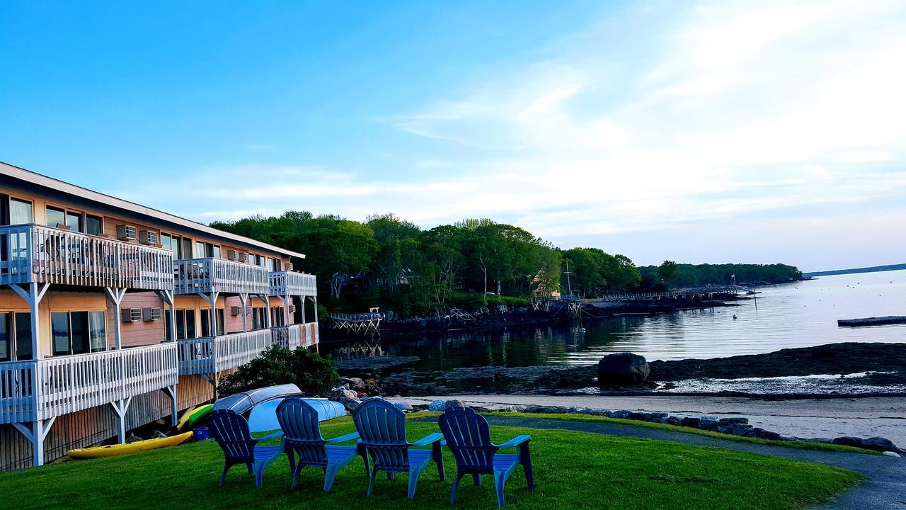 Smugglers Cove Inn Dayville Ngoại thất bức ảnh